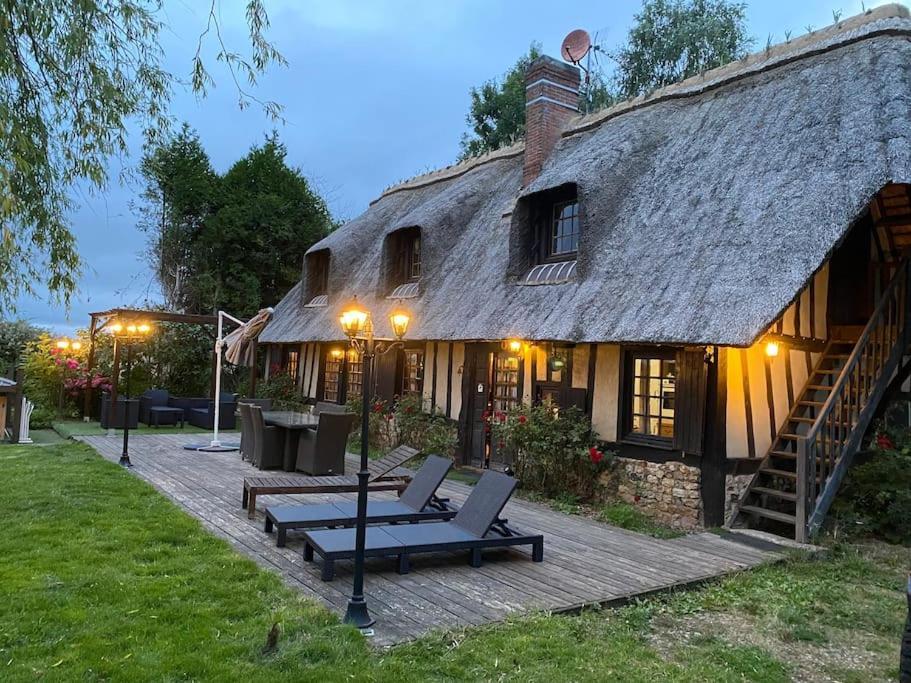 Chaumiere Familiale Weekend & Vacances Paisible Saint-Philbert-sur-Risle Esterno foto