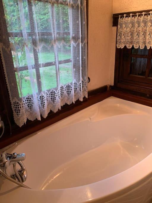 Chaumiere Familiale Weekend & Vacances Paisible Saint-Philbert-sur-Risle Esterno foto